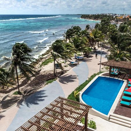 Aquastar Hotel & Apartments Махахуал Екстериор снимка