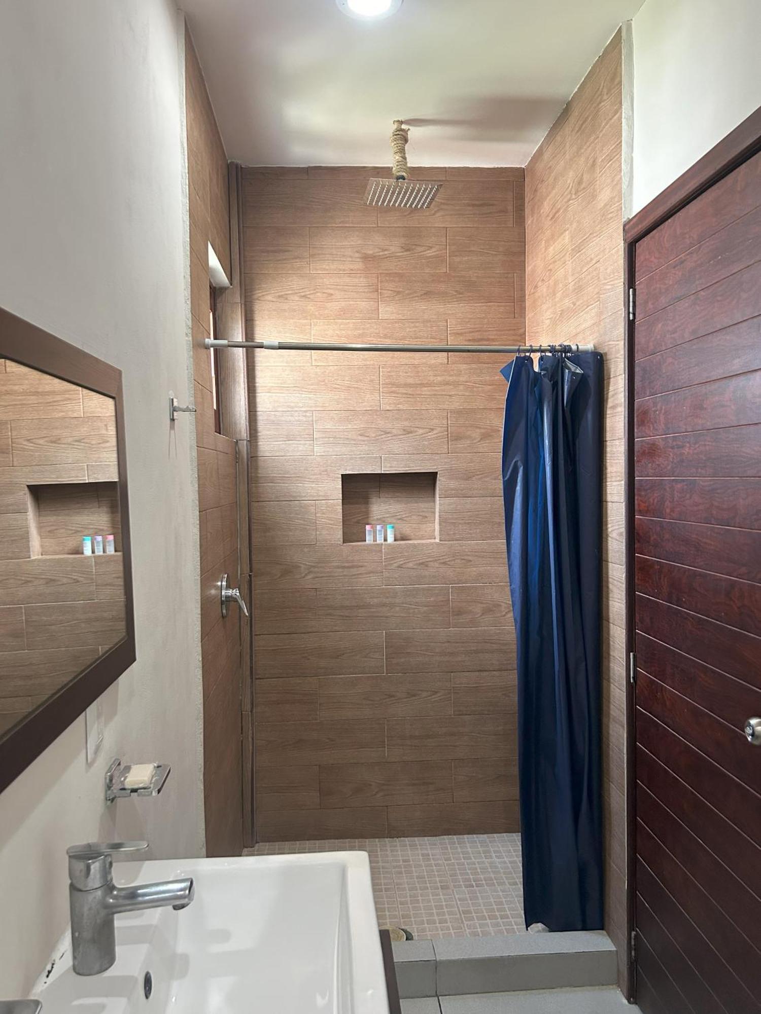 Aquastar Hotel & Apartments Махахуал Екстериор снимка