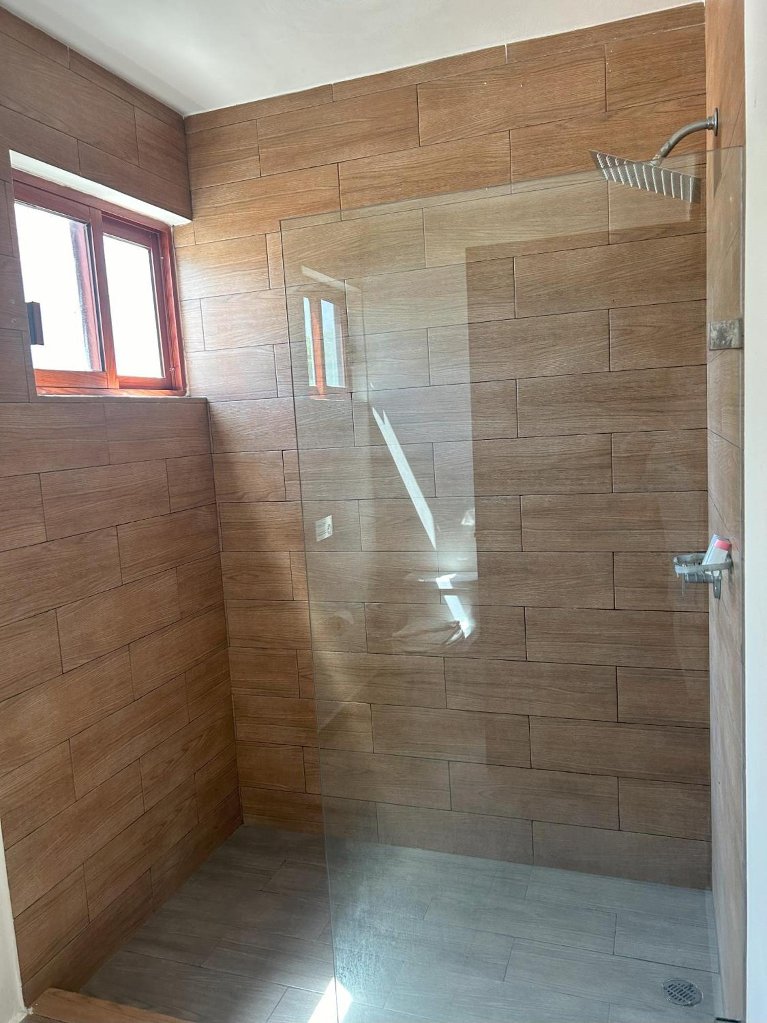 Aquastar Hotel & Apartments Махахуал Екстериор снимка